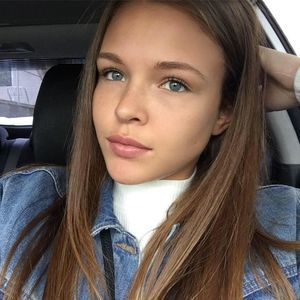 Meet your Posher, Mackenzie